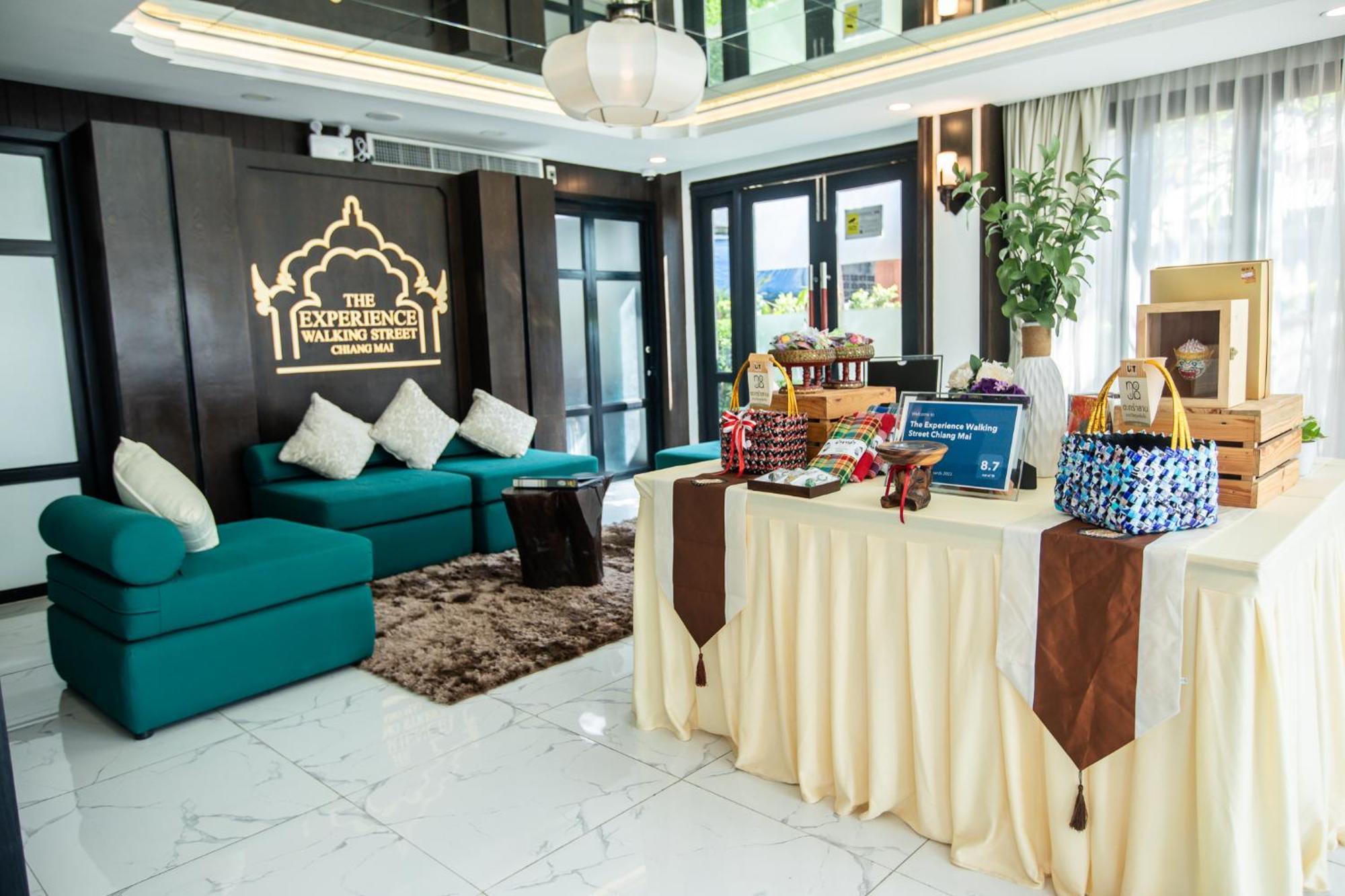 The Experience Walking Street Chiang Mai Hotell Eksteriør bilde