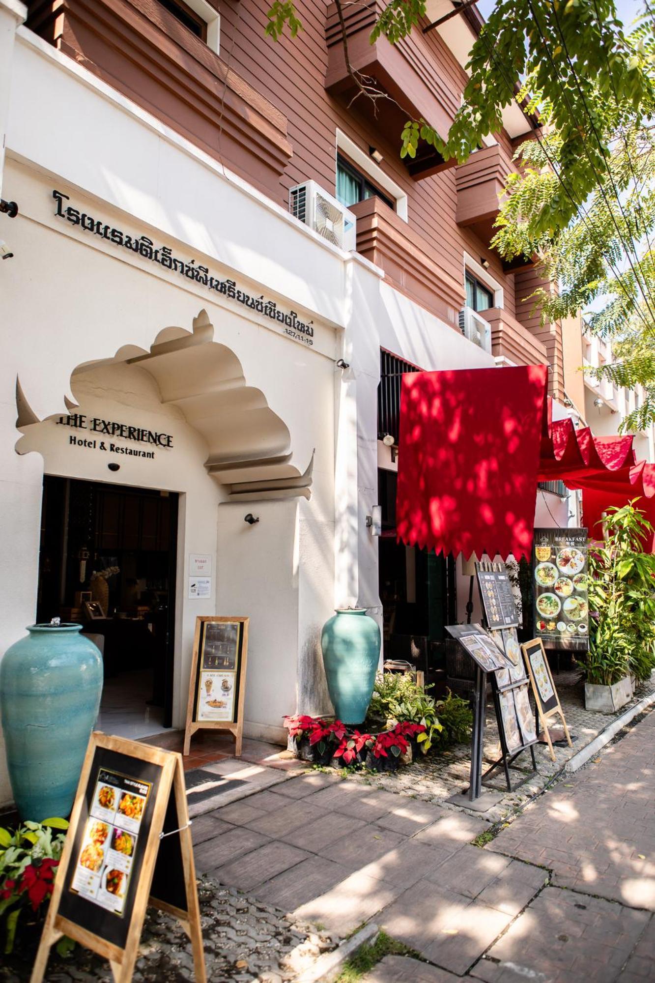 The Experience Walking Street Chiang Mai Hotell Eksteriør bilde