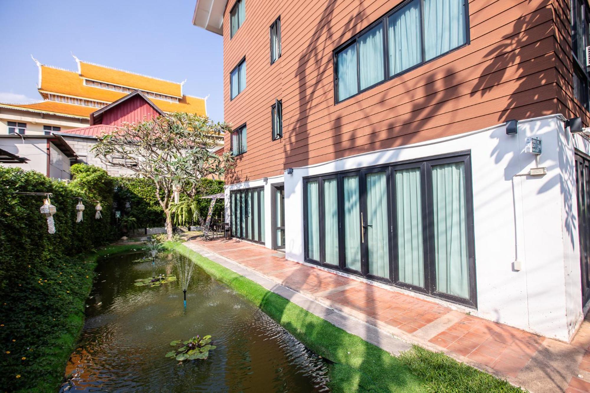 The Experience Walking Street Chiang Mai Hotell Eksteriør bilde
