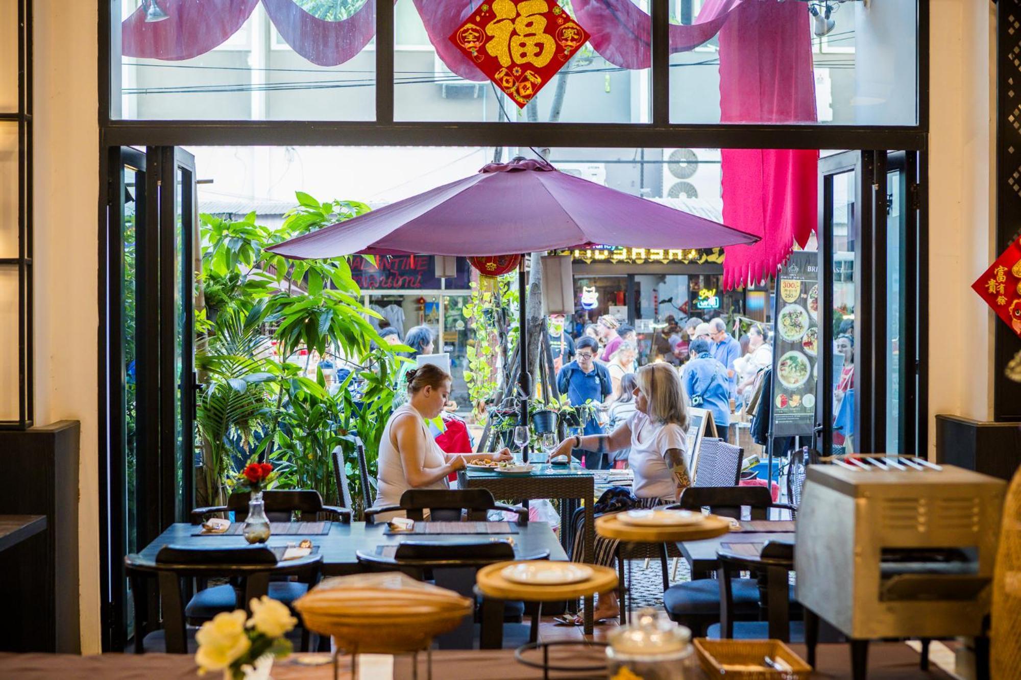 The Experience Walking Street Chiang Mai Hotell Eksteriør bilde