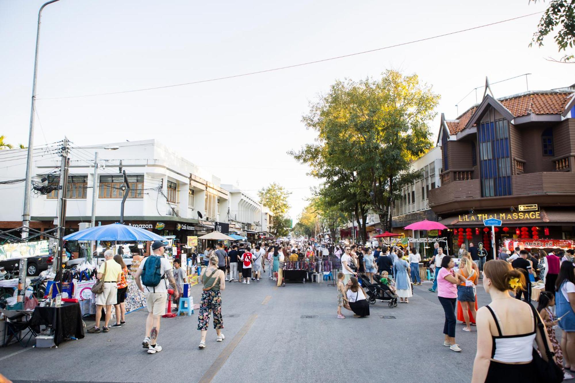 The Experience Walking Street Chiang Mai Hotell Eksteriør bilde