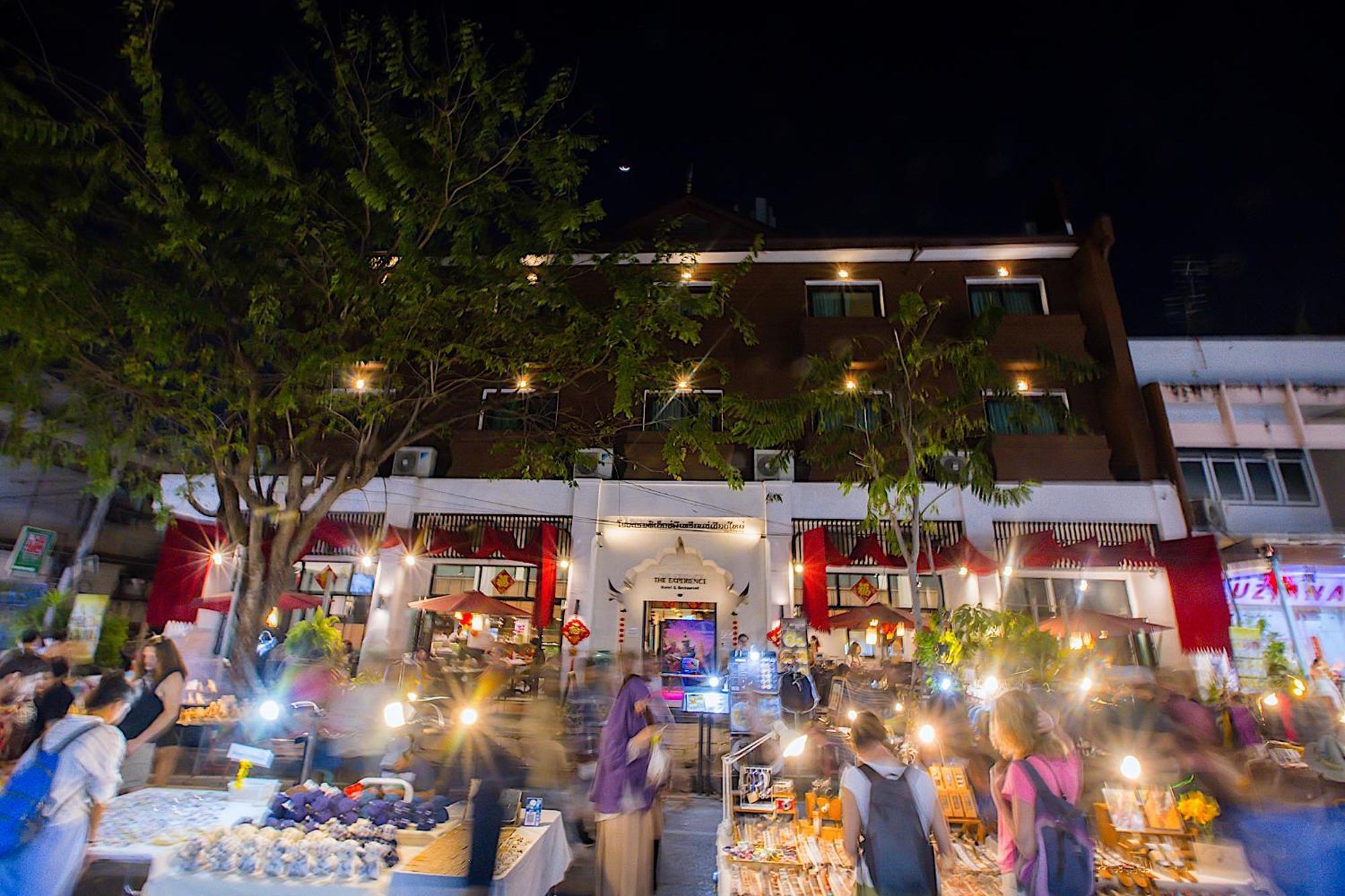 The Experience Walking Street Chiang Mai Hotell Eksteriør bilde